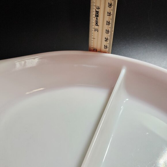 Pyrex Red Friendship Casserole Dish 1.5qt Divided No Lid vtg 70s bakeware bright - Picture 8 of 12